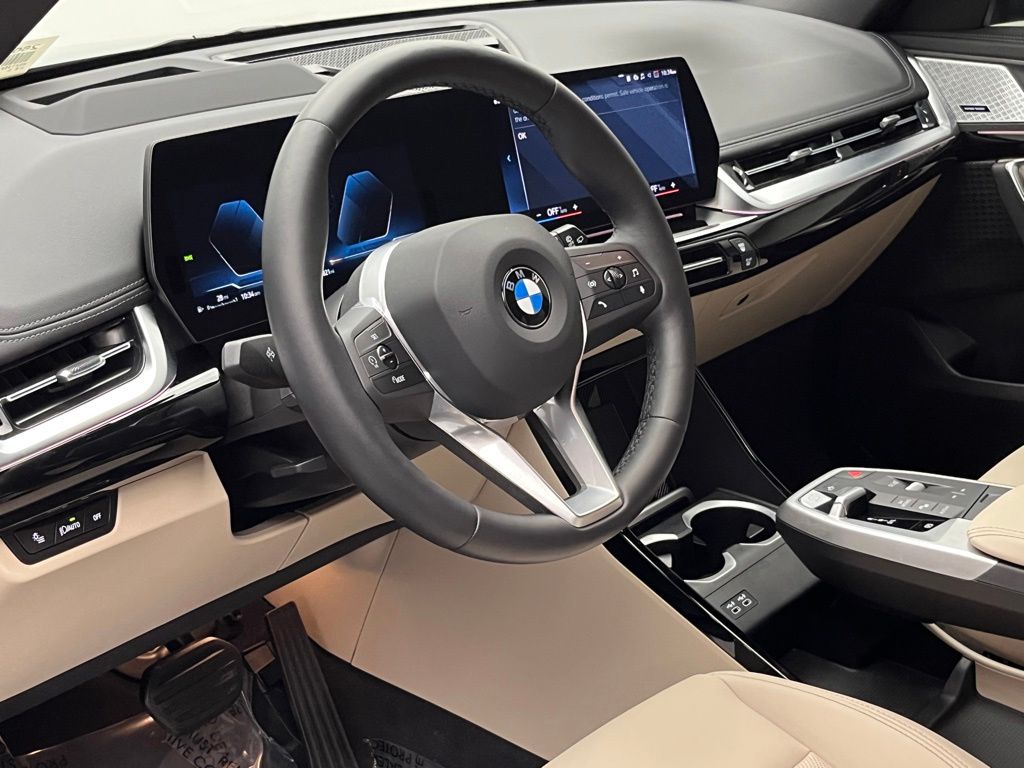 Thumbnail: 2023 BMW X1 - 10
