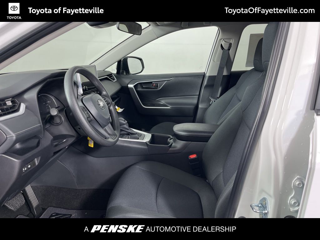 Thumbnail: 2025 Toyota RAV4 - 20