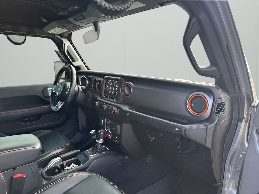 Used Car 2021 Jeep Gladiator  Mojave For Sale Under $35,000 In Austin, Texas