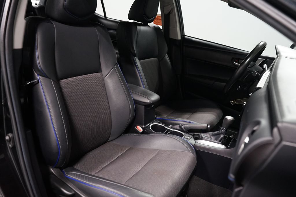 Thumbnail: 2019 Toyota Corolla - 25