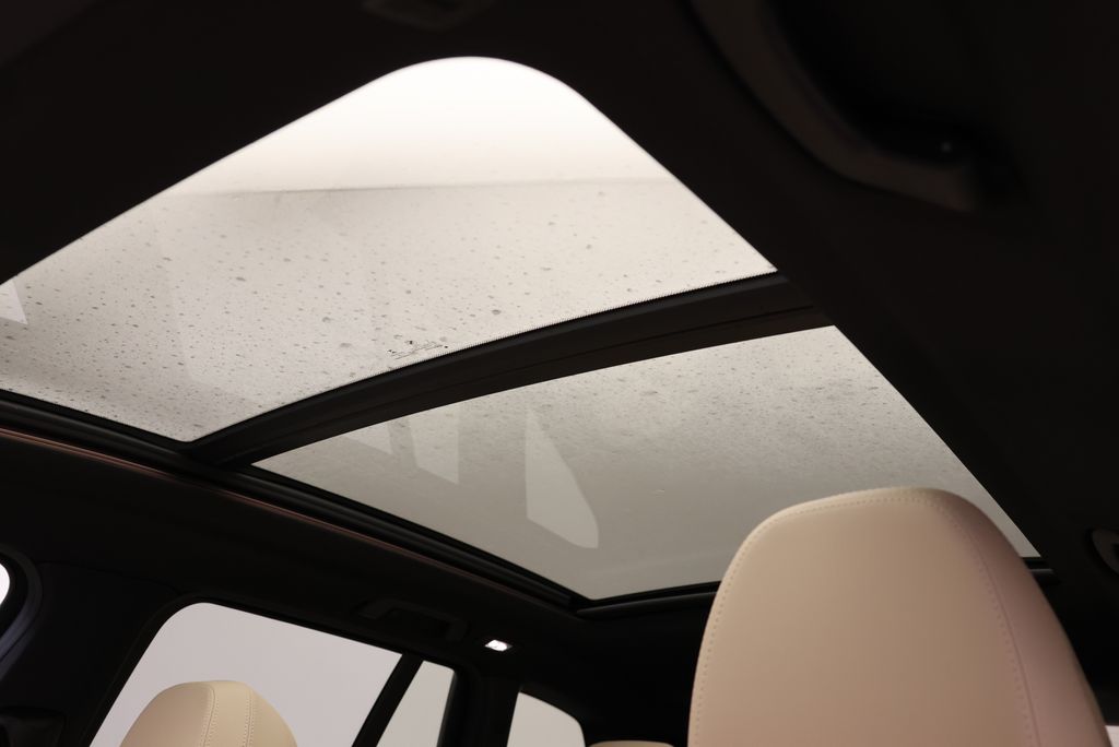 Thumbnail: 2019 BMW X3 - 13