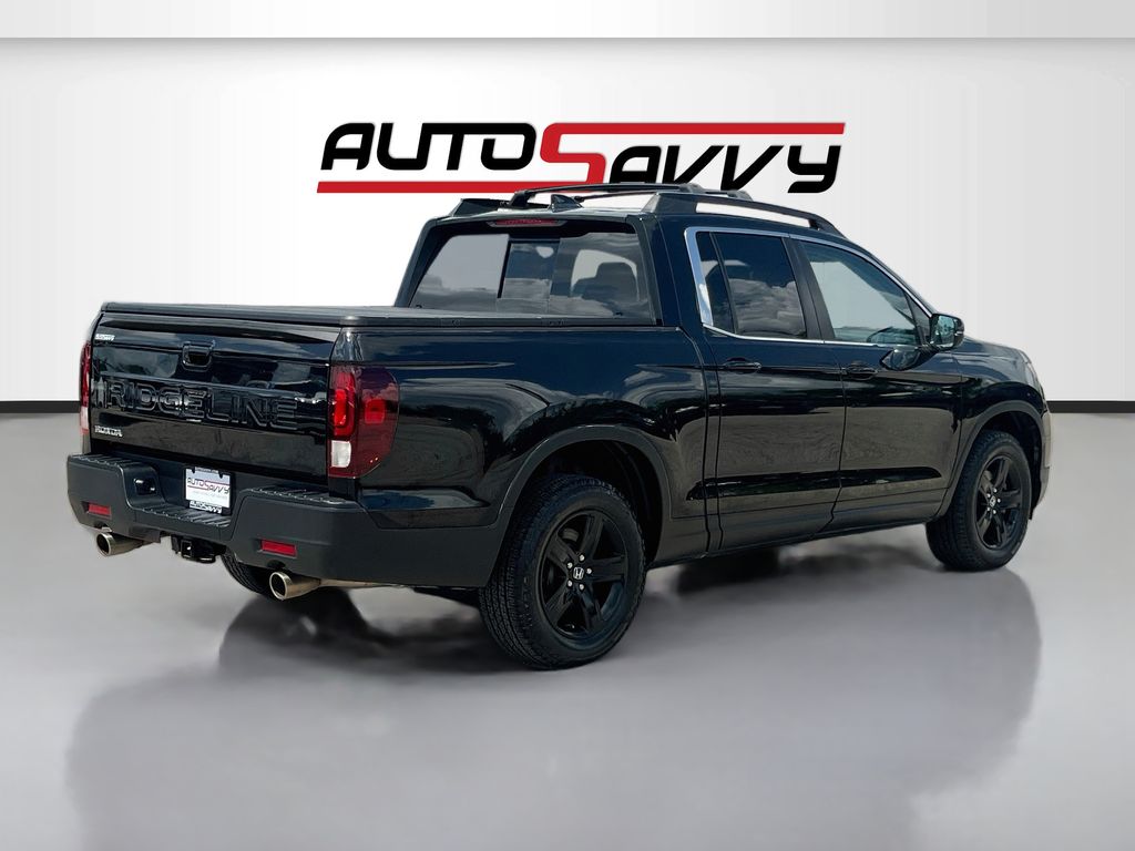 Used 2025 Black Honda RTL image 7