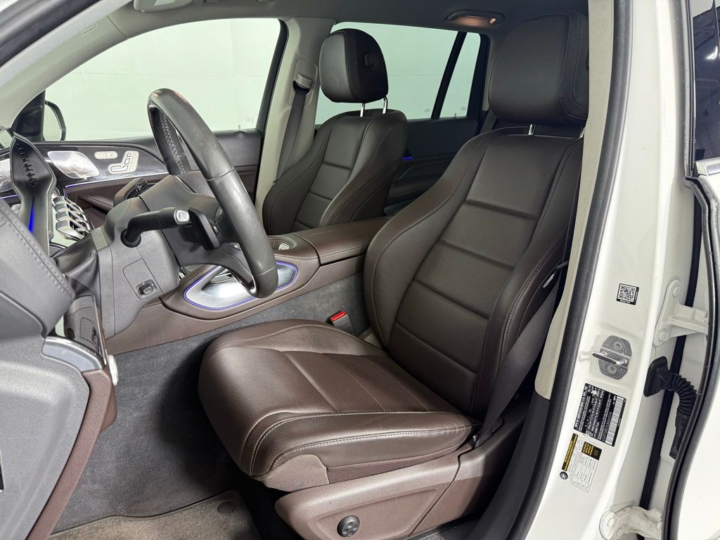Thumbnail: 2020 Mercedes-Benz GLS - 14