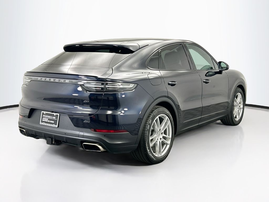 Thumbnail: 2022 Porsche  - 7