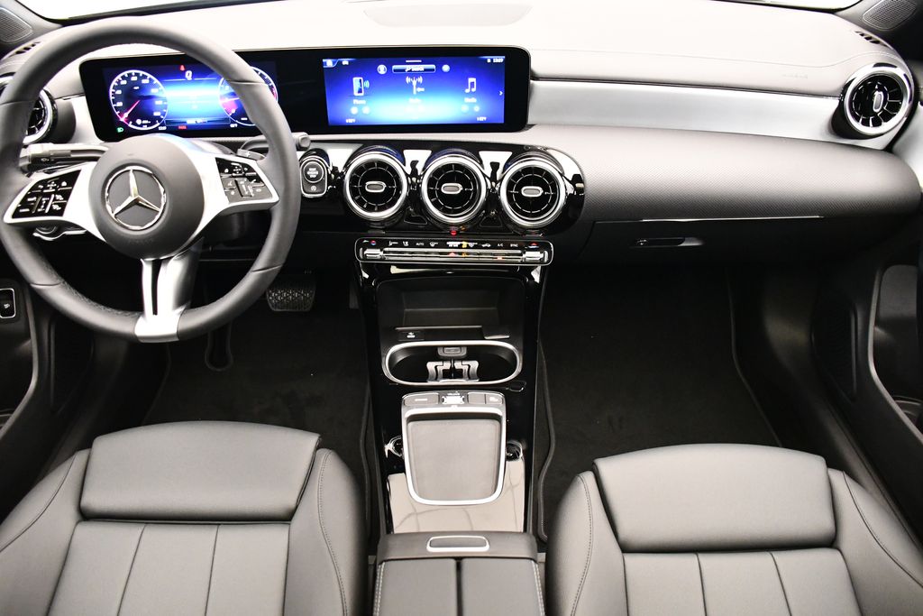 2025 Mercedes-Benz CLA 250 18