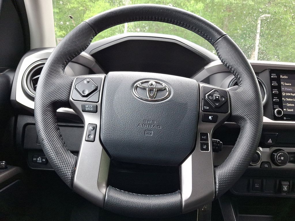2020 Toyota Tacoma SR5 18