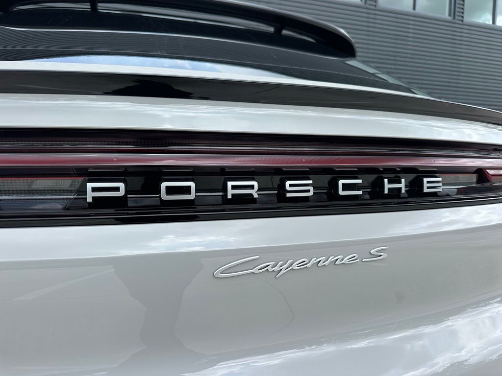 Thumbnail: 2026 Porsche  - 14