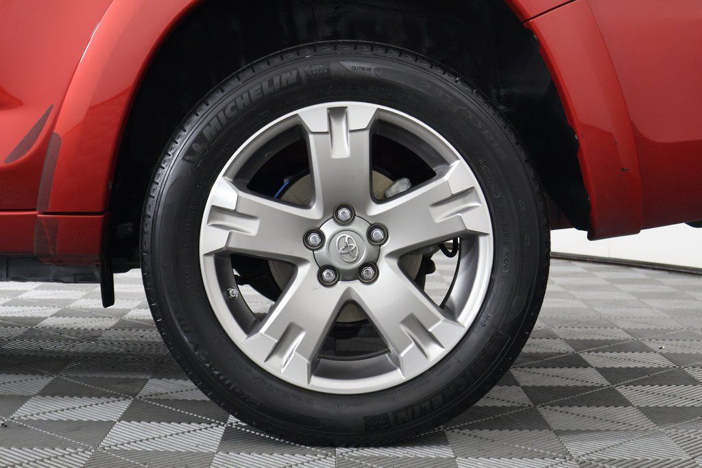 Thumbnail: 2011 Toyota RAV4 - 16