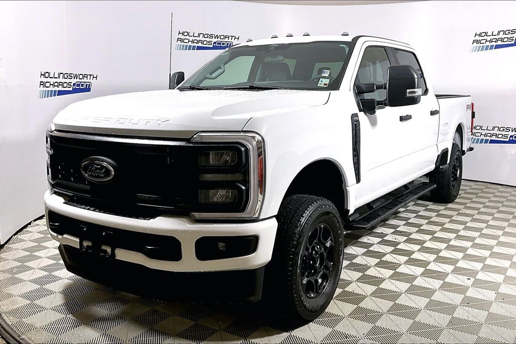 2024 Ford F-250 Super Duty XL Crew Cab 4WD