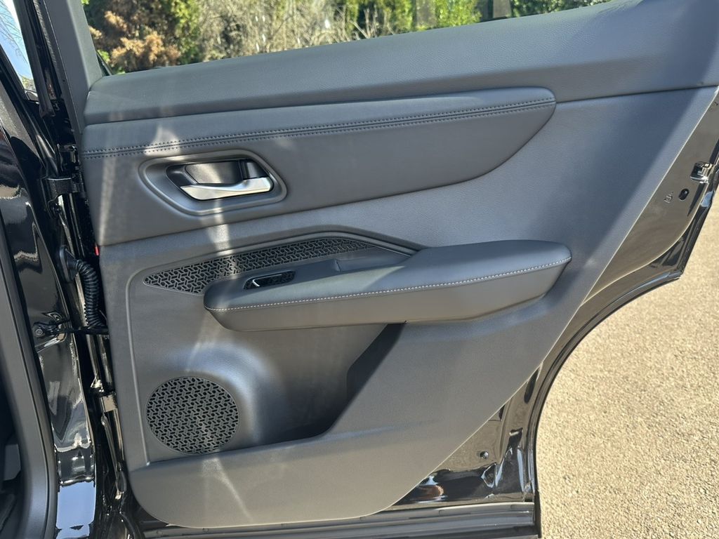 2025 Nissan Ariya EVOLVE+ e-4ORCE