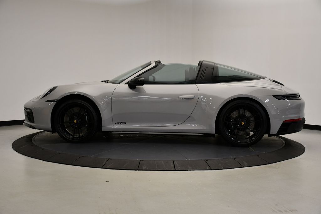 2023 Porsche 911 Targa 4S 10
