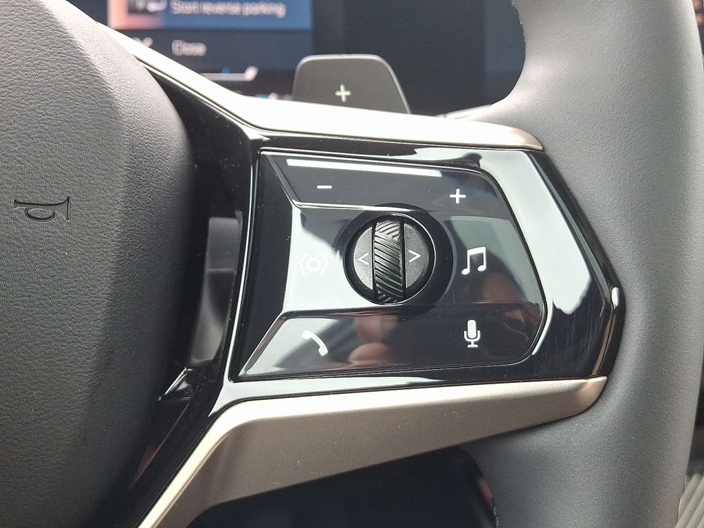 Thumbnail: 2025 BMW X3 - 23