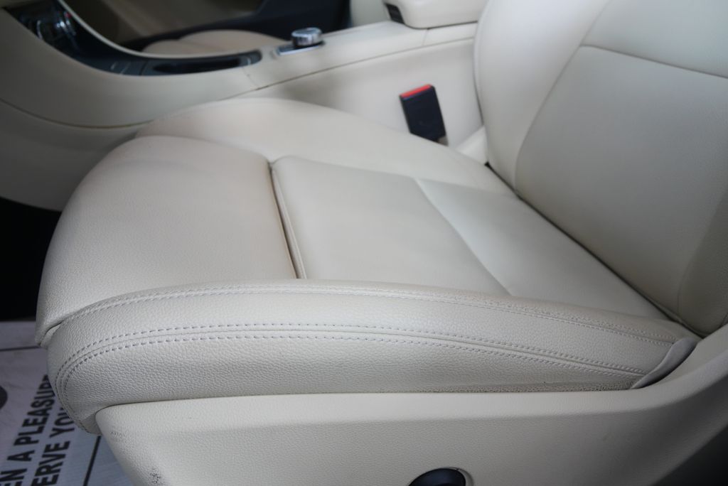 Thumbnail: 2018 Mercedes-Benz CLA - 9