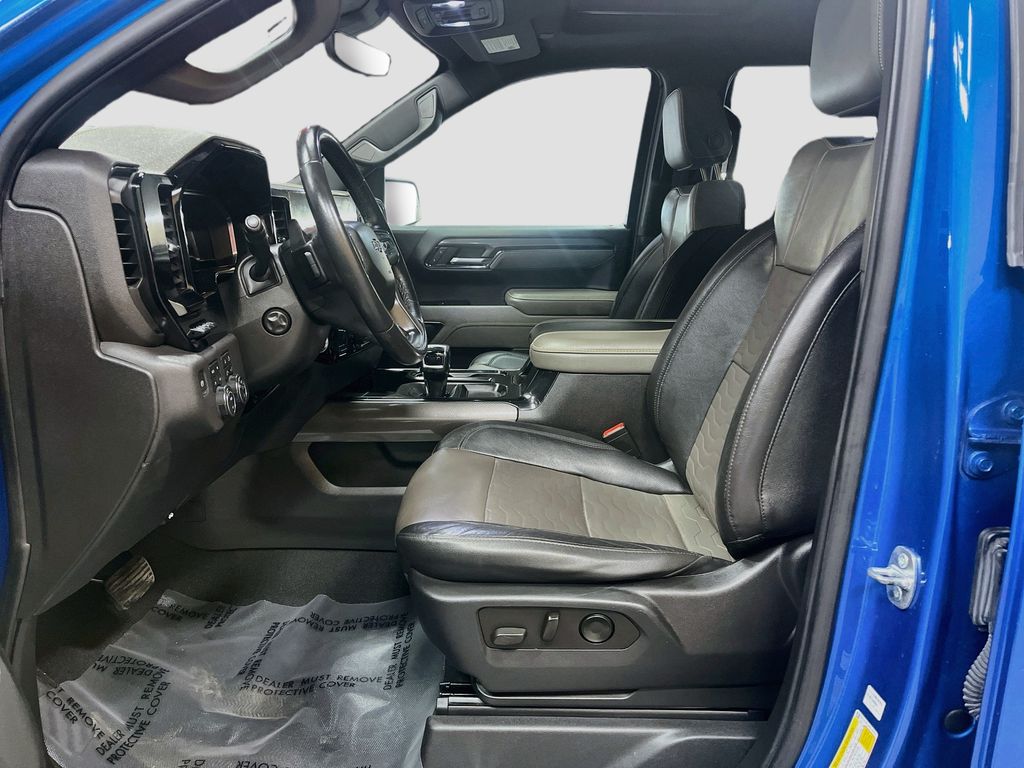 Used 2023 Glacier Blue Metallic Chevrolet ZR2 image 22