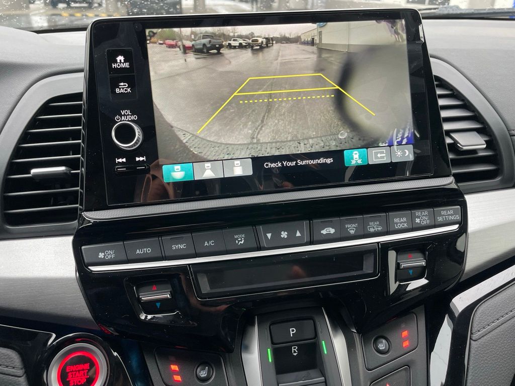 Thumbnail: 2026 Honda Odyssey - 17