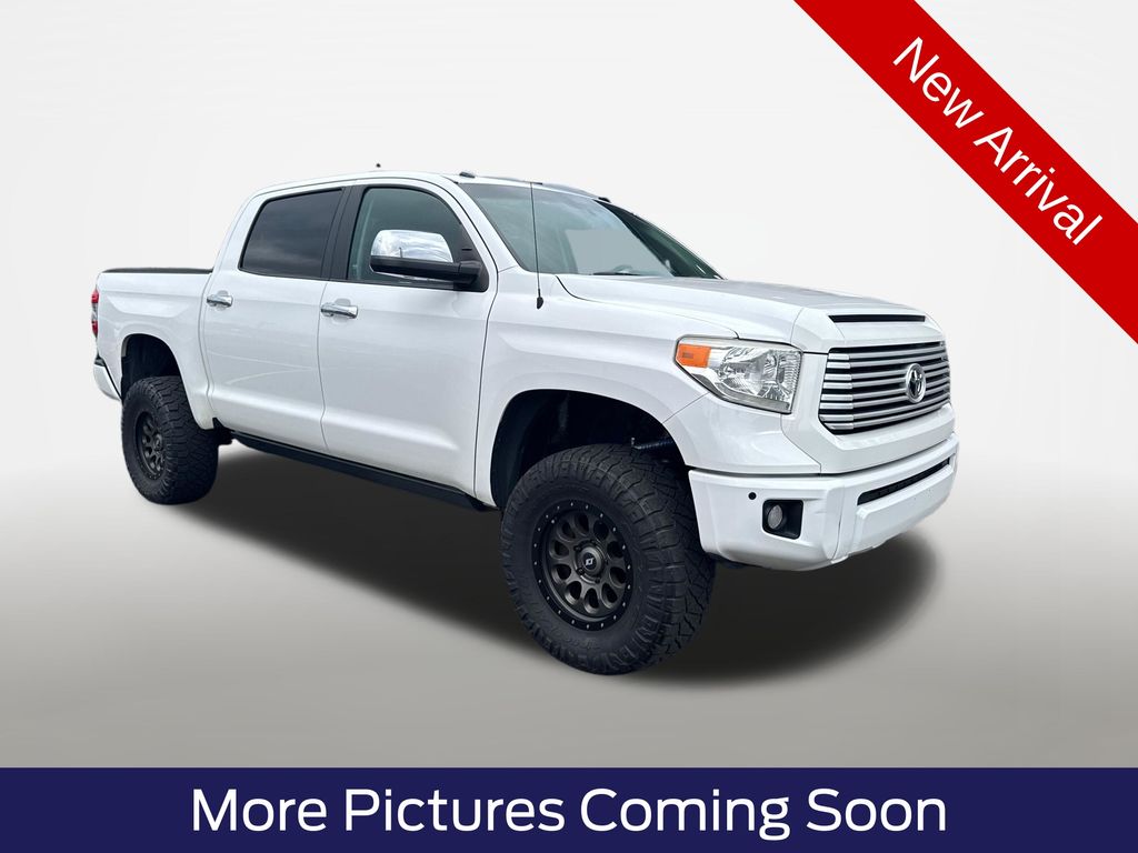 Super White 2015 Toyota Tundra Pickup Truck Four-Wheel Drive 6-Speed Automatic Overdrive