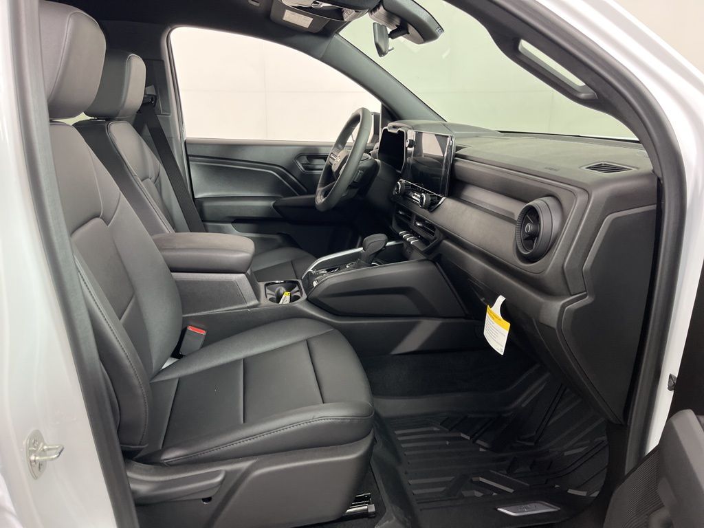 Thumbnail: 2026 Chevrolet Colorado - 8