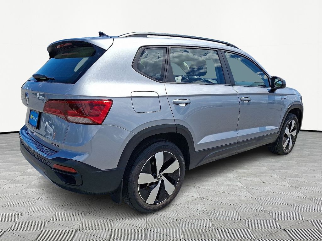 2023 Volkswagen Taos — photo 7