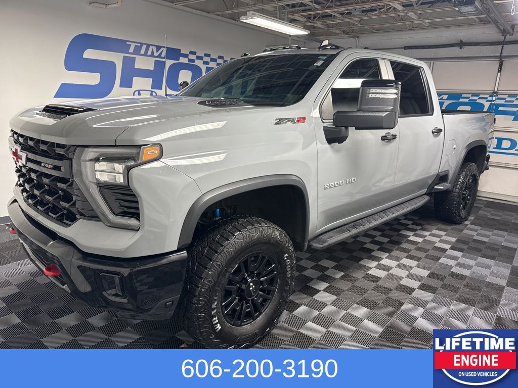 Slate Gray Metallic 2024 Chevrolet Silverado 2500HD ZR2 Crew Cab 4WD Pickup Truck Four-Wheel Drive Automatic