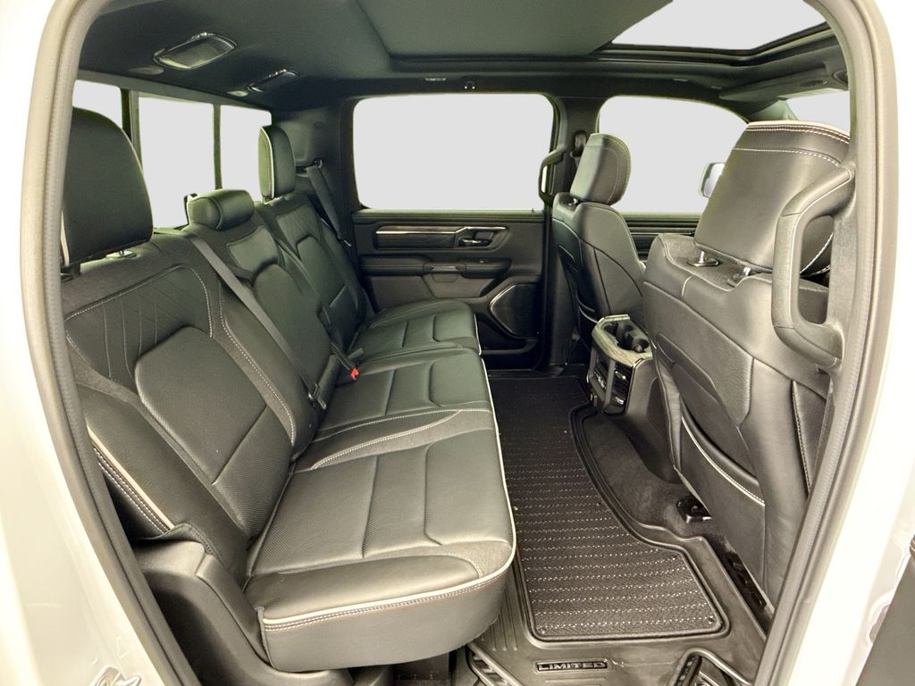 Thumbnail: 2025 RAM 1500 - 21