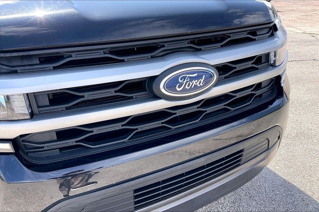 Used 2024 Ford Expedition XLT 4D Sport Utility