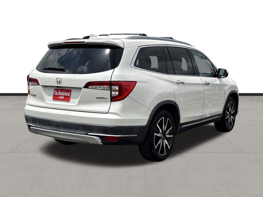 2019 Honda Pilot Touring  at Gullo Toyota