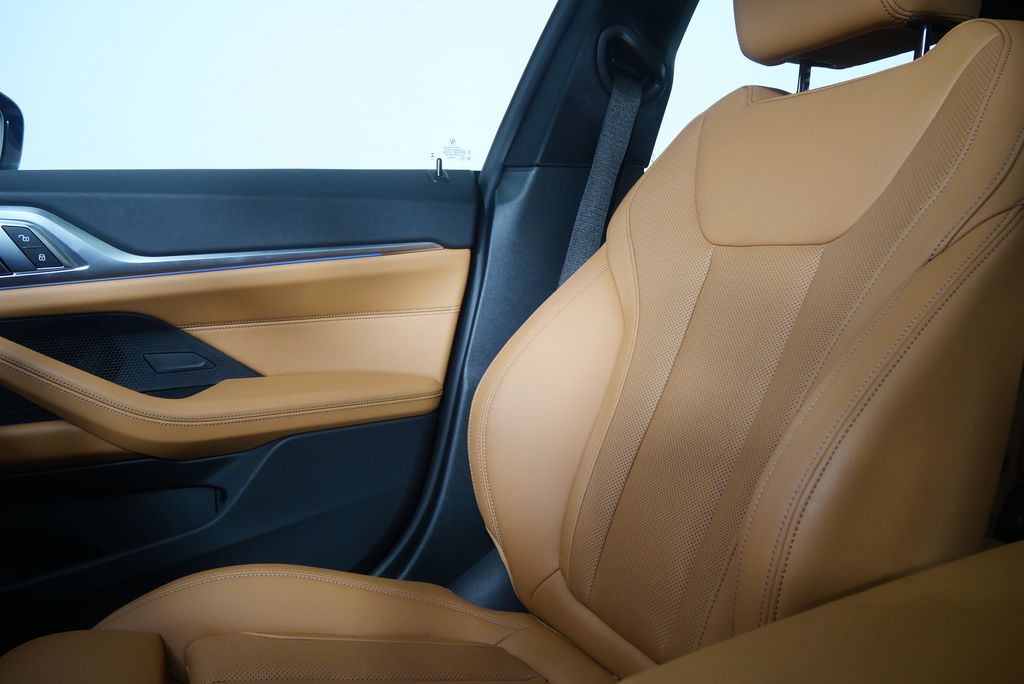 Thumbnail: 2023 BMW i4 - 26