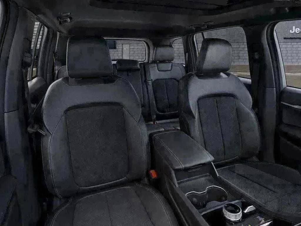 New 2026 Jeep Grand Cherokee SUV