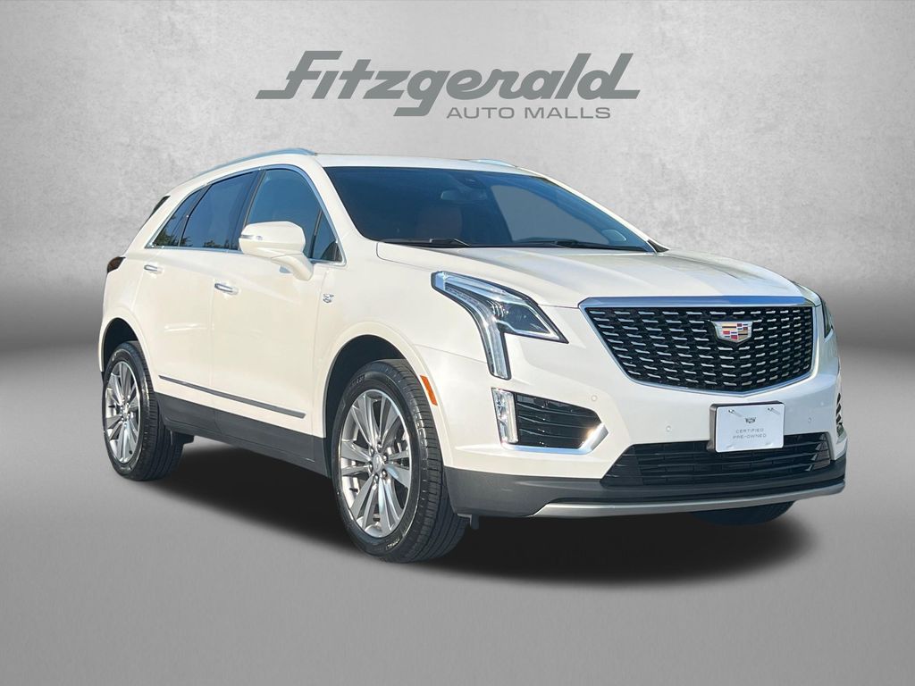 Crystal White Tricoat 2025 Cadillac XT5 Premium Luxury AWD SUV / Crossover Four-Wheel Drive 9-Speed Automatic