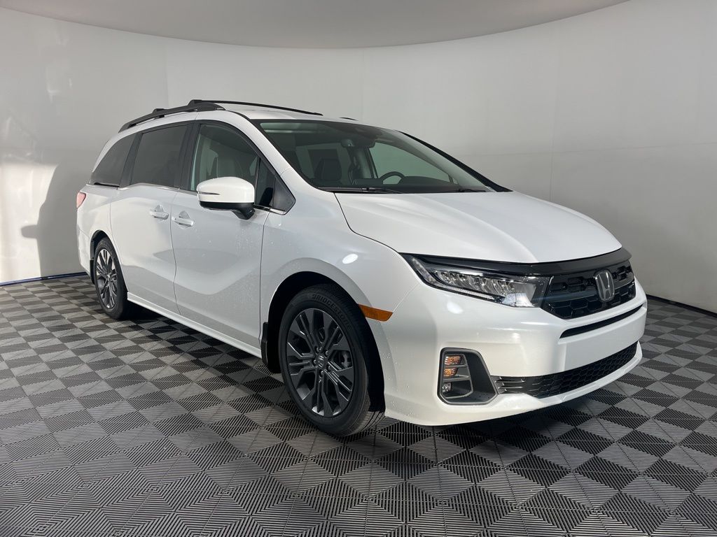 2025 Honda Odyssey Touring 18