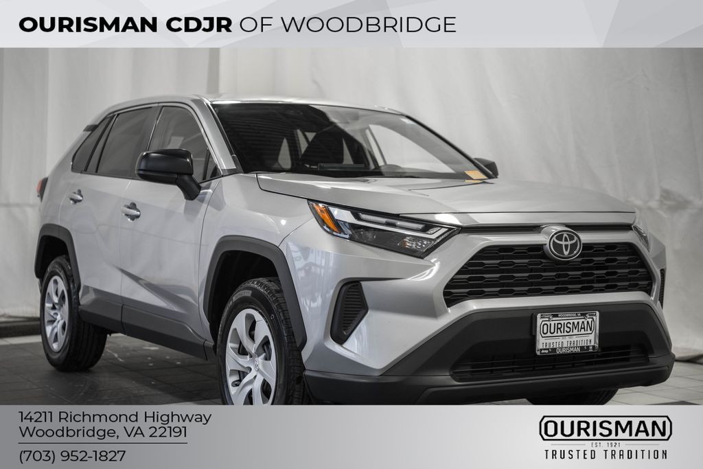 2024 Toyota RAV4 LE AWD