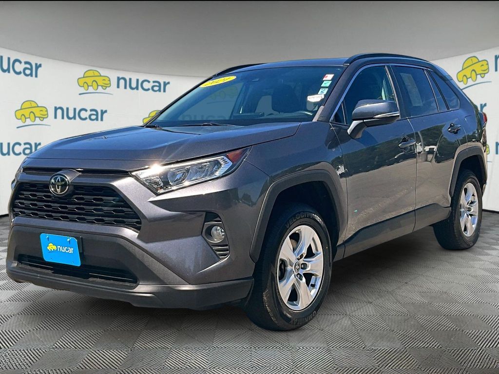 2021 Toyota RAV4 — photo 3