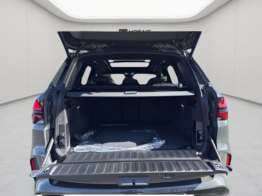 2025 BMW X5 M