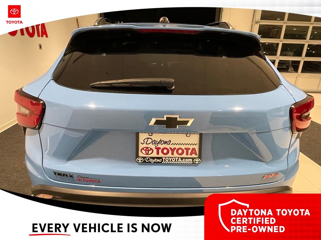 Used 2024 Chevrolet Trax SUV