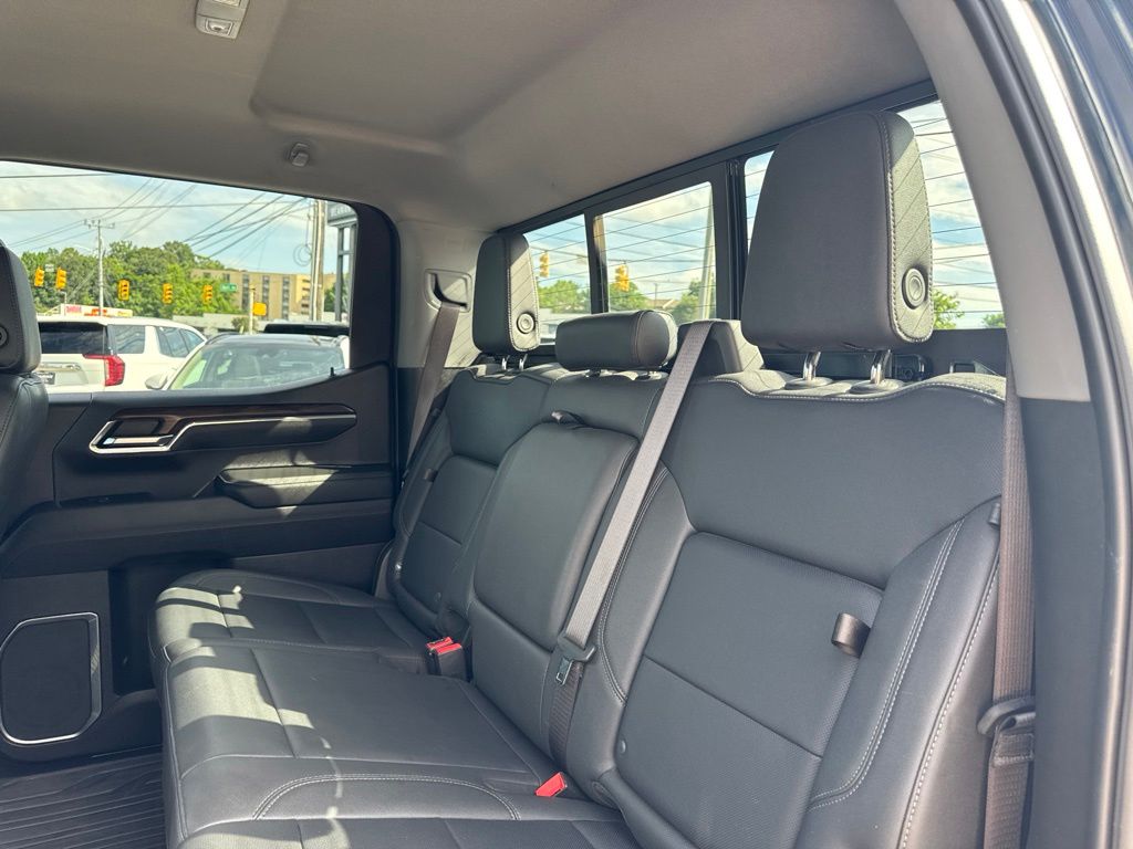 Used 2024 Black GMC SLT image 23