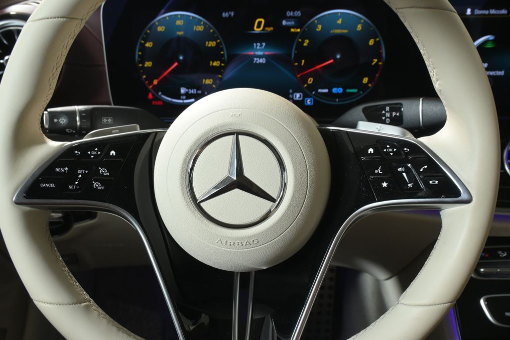 Thumbnail: 2023 Mercedes-Benz CLS - 18