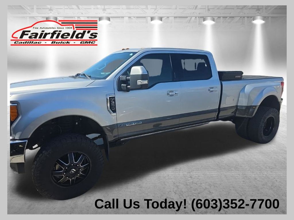 Ingot Silver Metallic 2017 Ford F-350 Super Duty Lariat Crew Cab LB DRW 4WD Pickup Truck Four-Wheel Drive 6-Speed Automatic