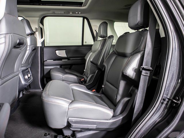 Used 2025 Gray Ford Active image 19