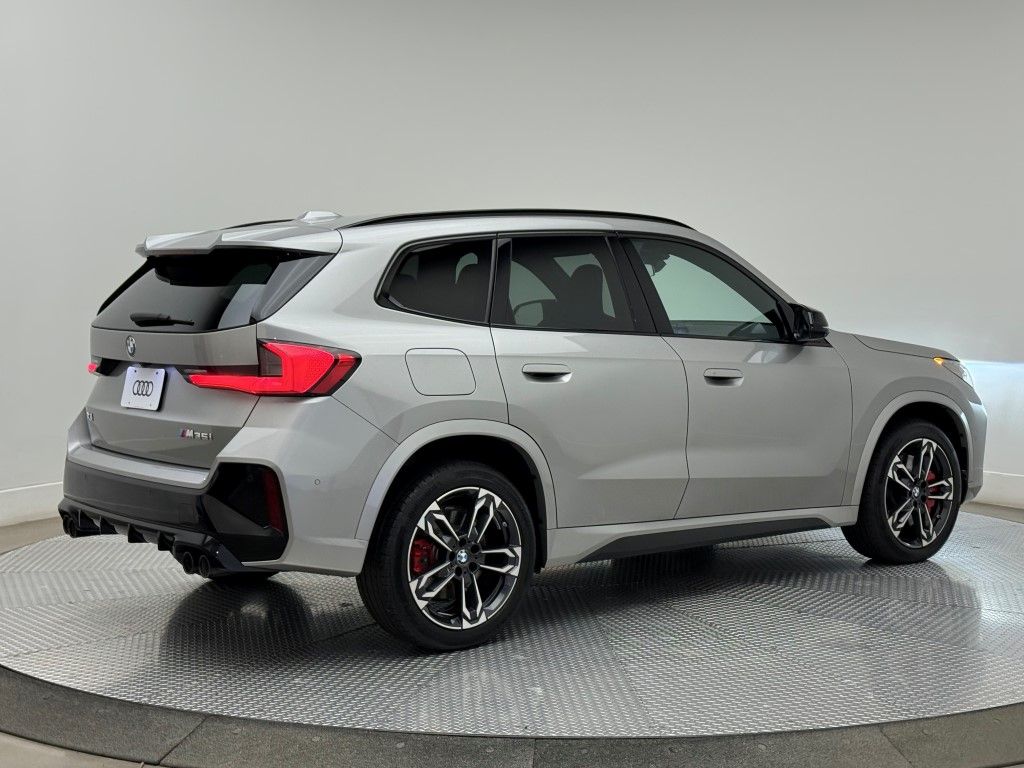 Thumbnail: 2024 BMW X1 - 18