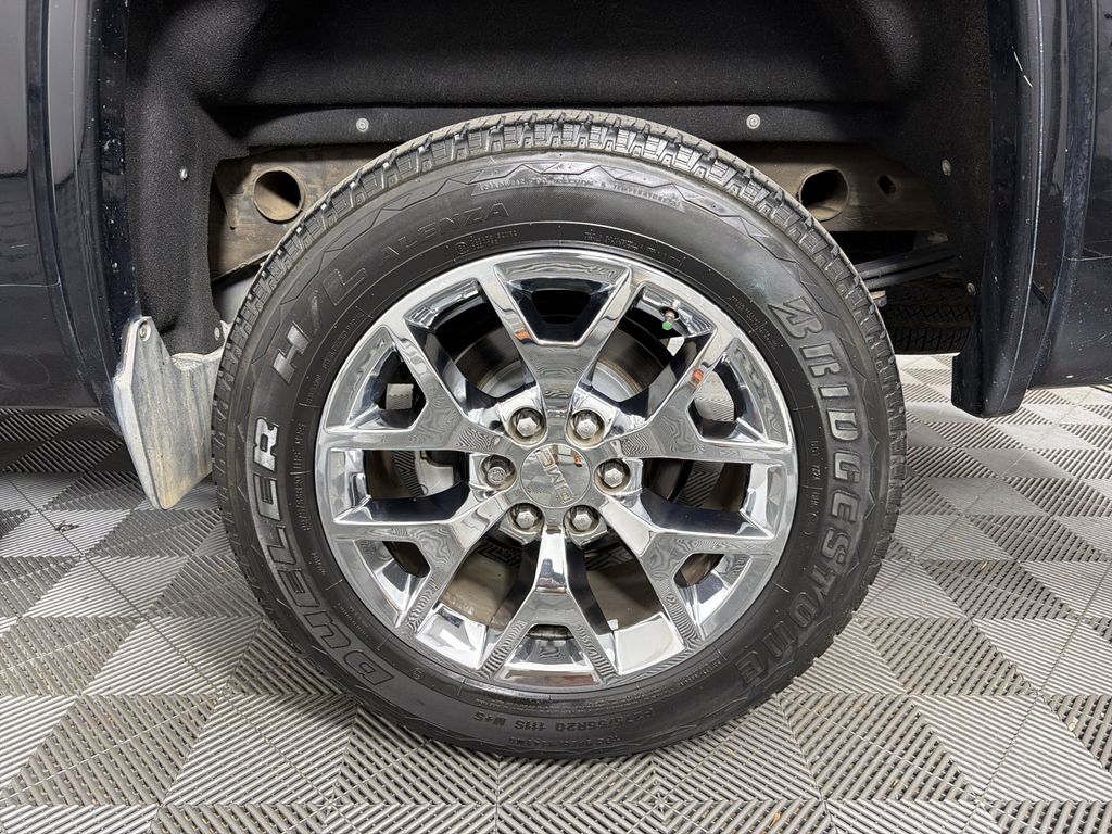 used 2015 GMC Sierra 1500 car, priced at $19,995