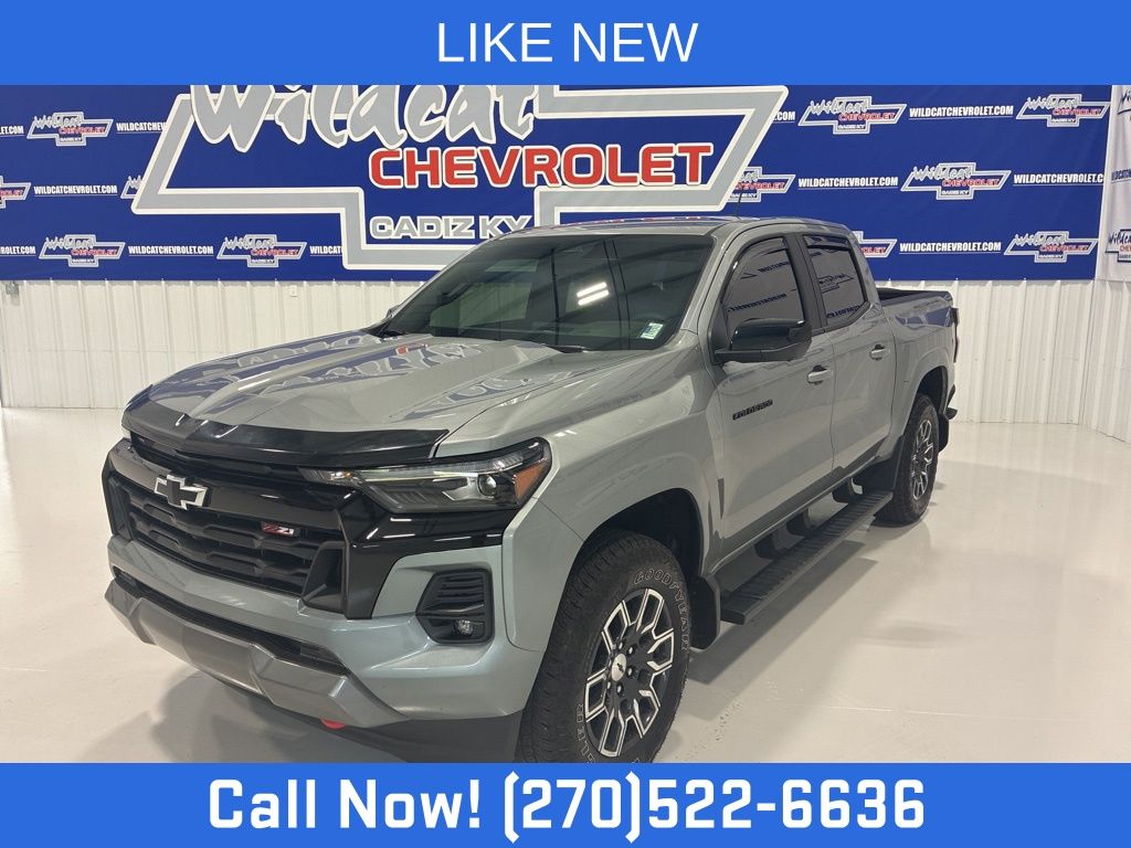 Sterling Gray Metallic 2026 Chevrolet Colorado Pickup Truck Four-Wheel Drive 8-Speed Automatic