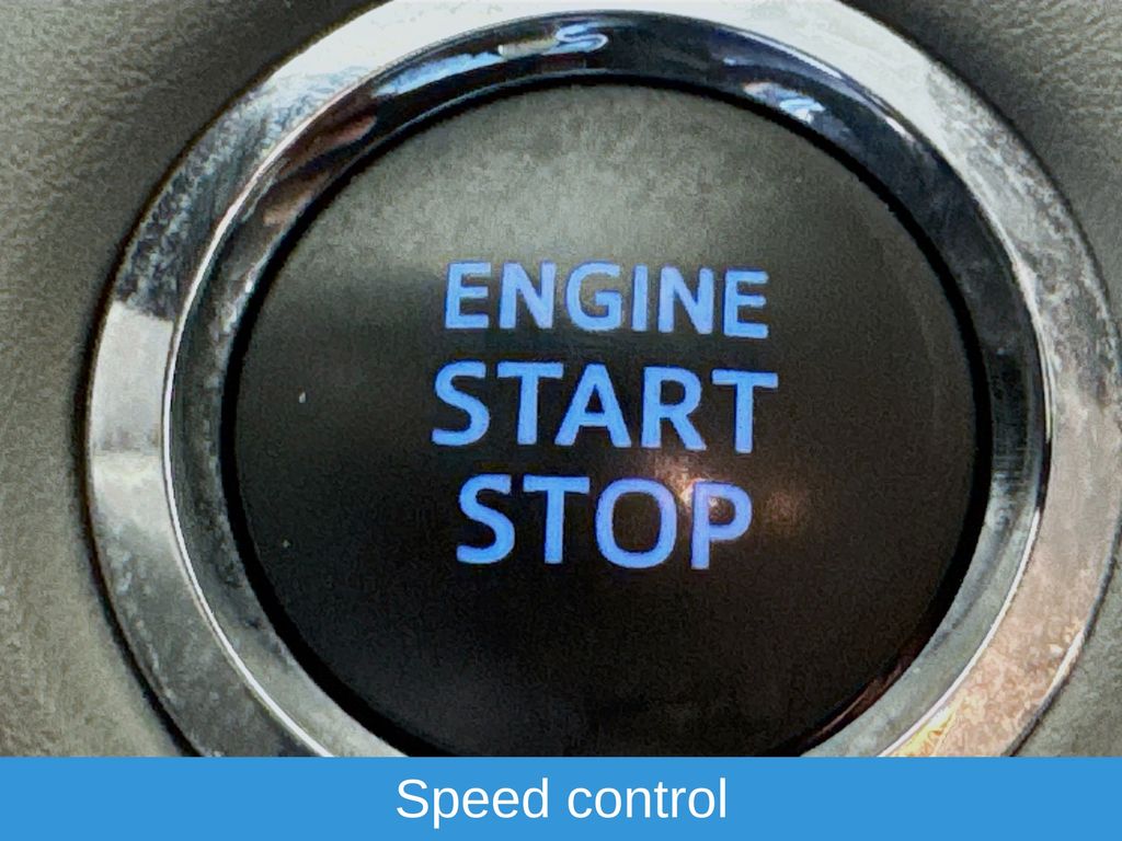 Used Car 2022 Toyota Highlander  Platinum For Sale Under $50,000 In Austin, Texas