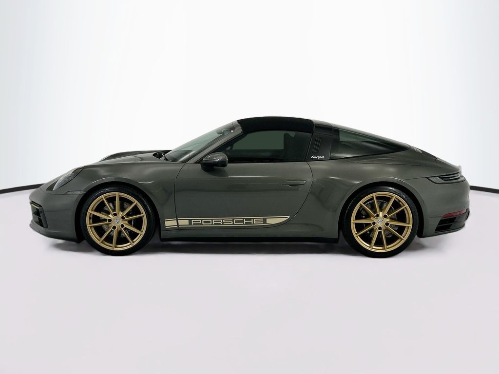 Thumbnail: 2023 Porsche 911 - 16