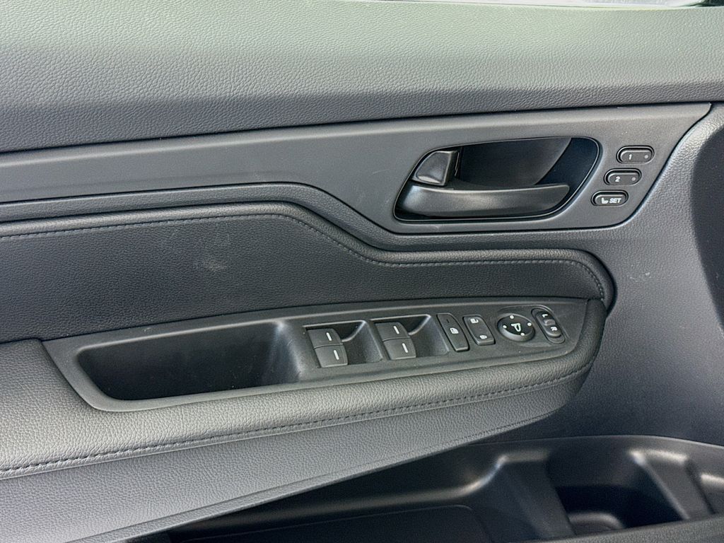 Thumbnail: 2026 Honda Odyssey - 24