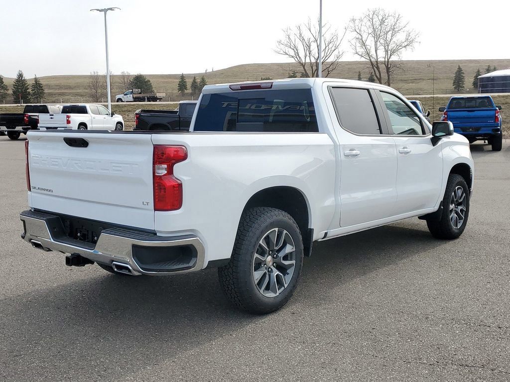 2024 Chevrolet Silverado 1500 LT 4