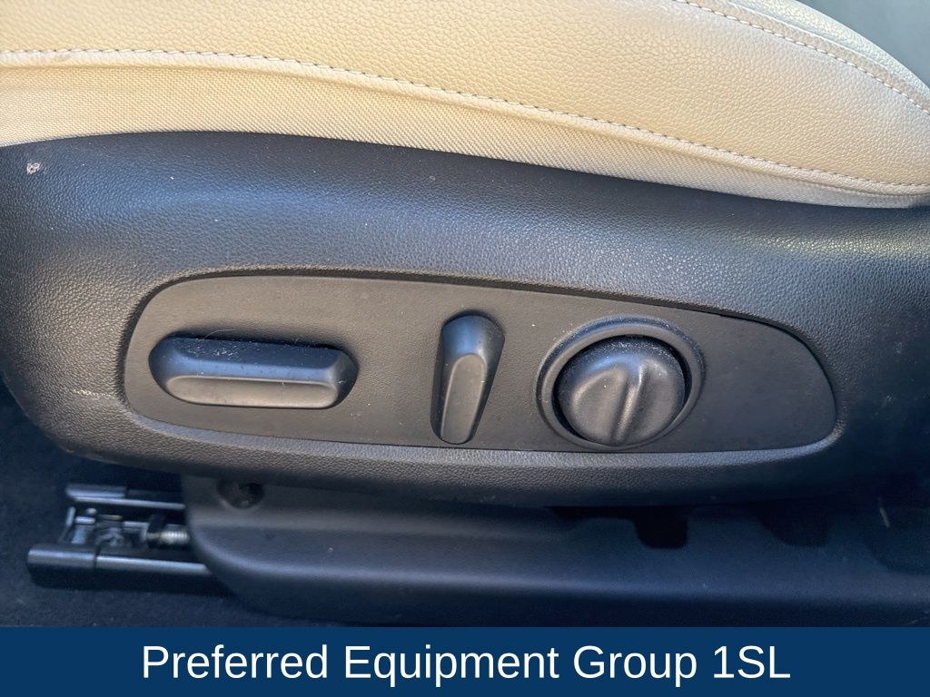 2019 Buick Regal TourX AWD Essence