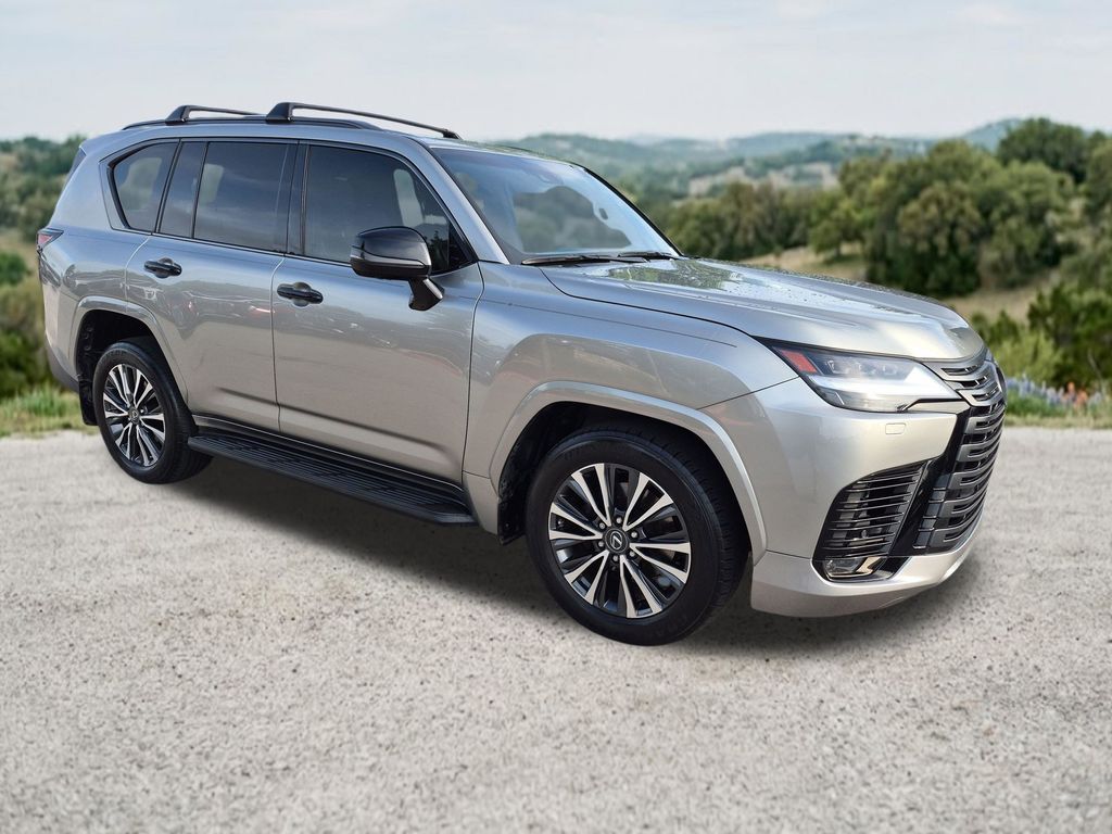 2022 Lexus LX