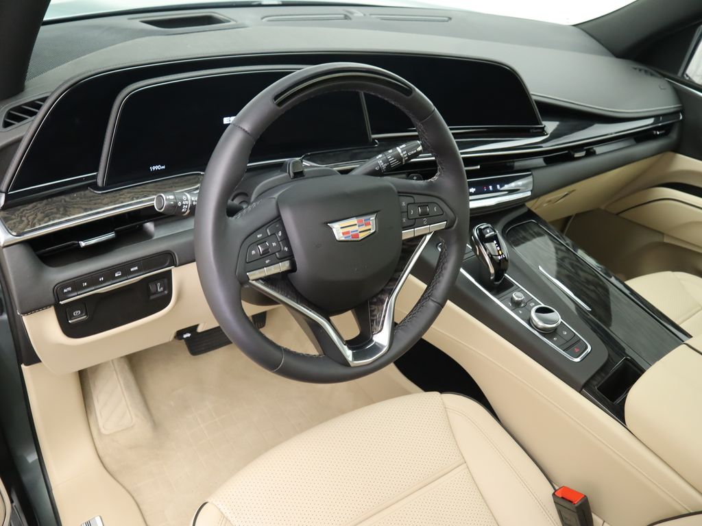 2024 Cadillac Escalade Premium Luxury 4