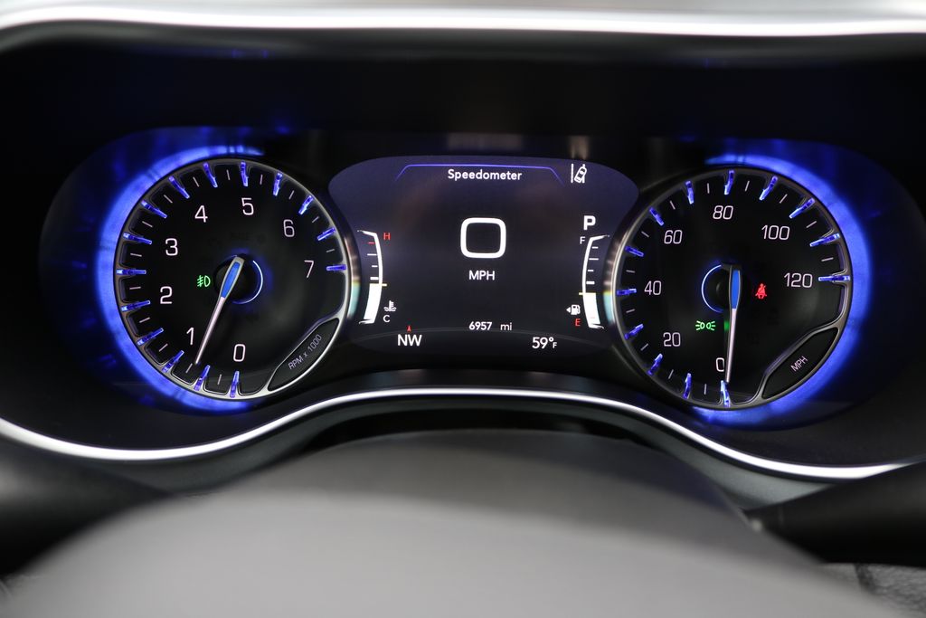 Used Car 2025 Chrysler Pacifica  Limited For Sale Under $50,000 In Austin, Texas