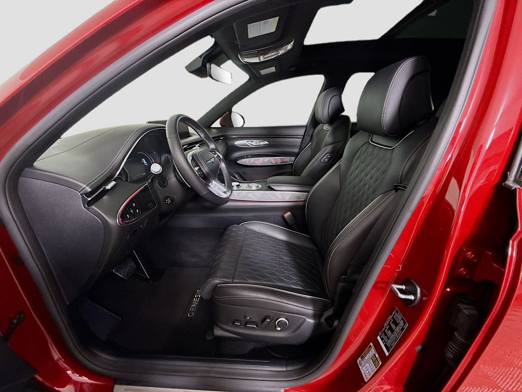 Thumbnail: 2024 Genesis GV70 - 20